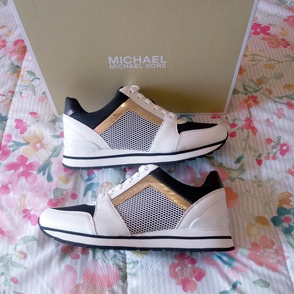 Michael Kors Billie Trainer Sneakers - Picture 2 of 10